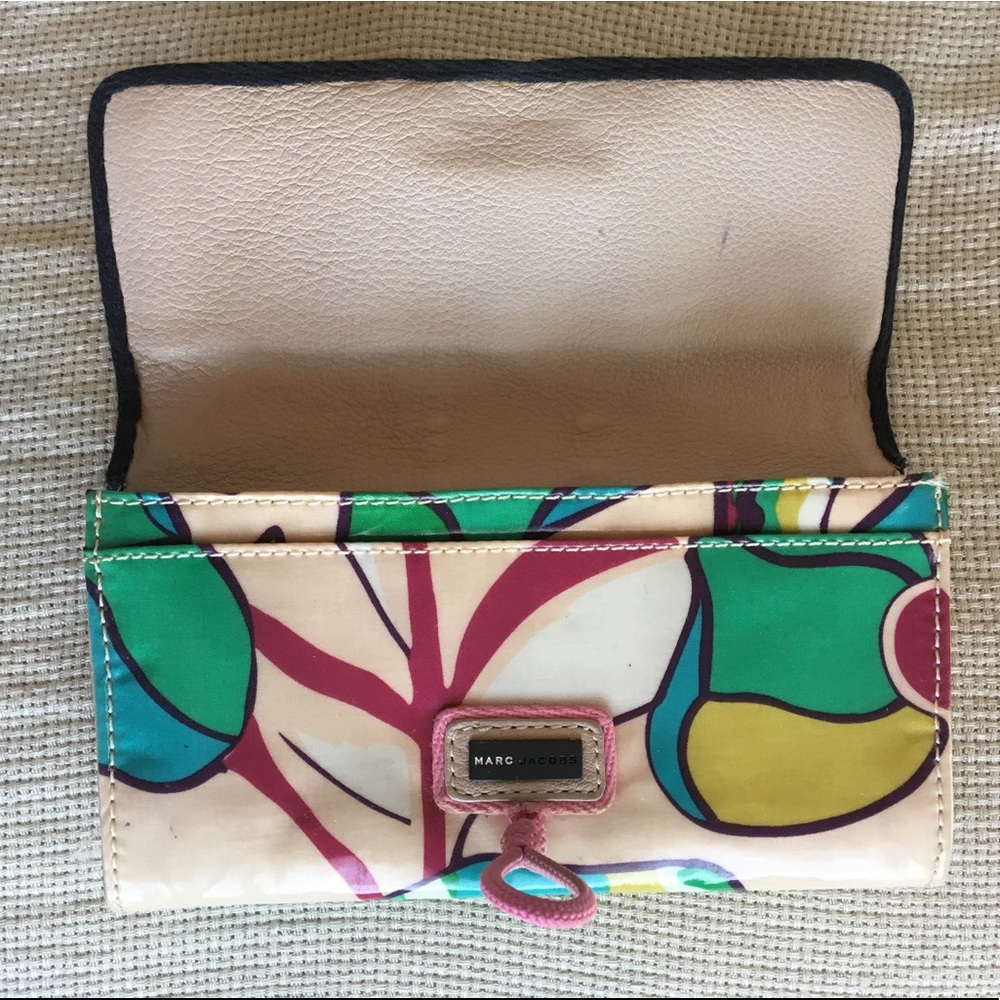 Marc Jacobs mod wallet
